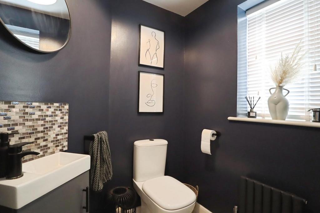 Downstairs wc