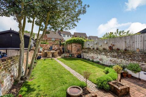 3 bedroom semi-detached house for sale, Bell Street, Great Baddow, Chelmsford
