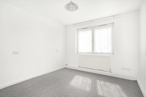 8 Grafton Close, Hounslow, TW4 5NQ