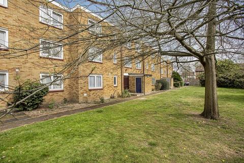 8 Grafton Close, Hounslow, TW4 5NQ