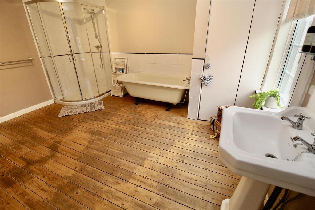 Secondary Bathroom (self contained annex)