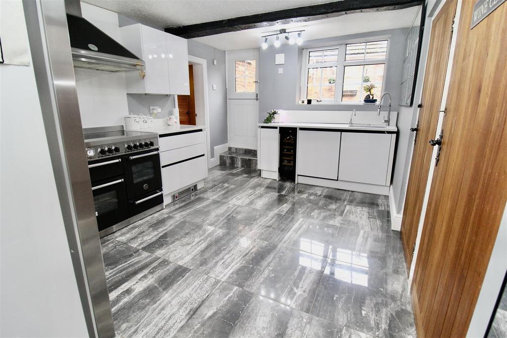 Main Kitchen