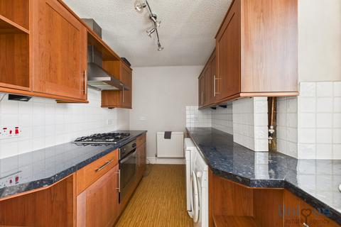 2 bedroom apartment for sale, 96 St. Andrews Road South,  Lytham St. Annes, FY8
