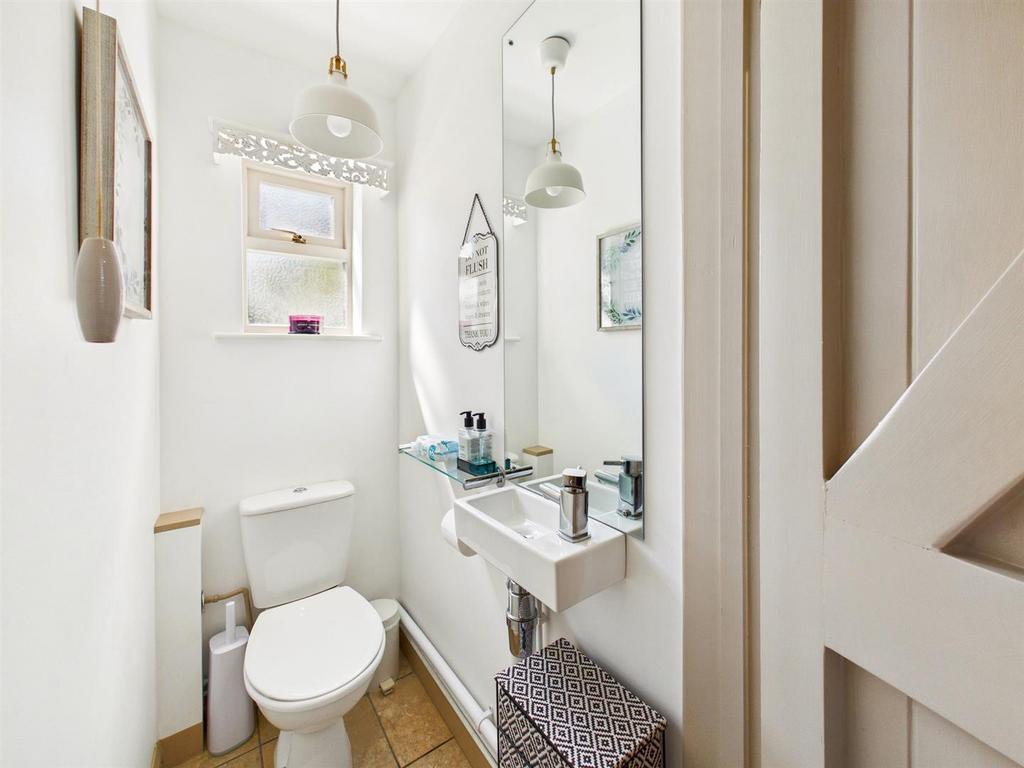 CAM01555 G0-PR0164-STILL021.jpg