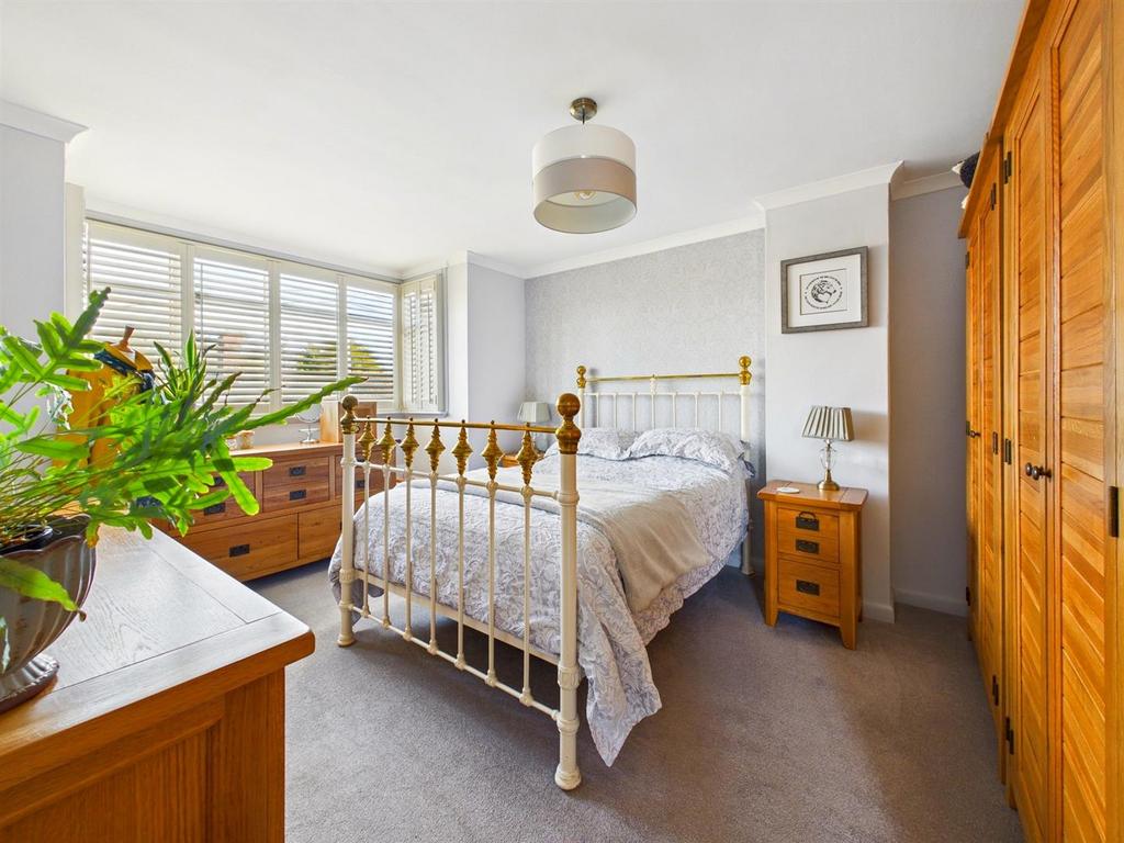 CAM01555 G0-PR0164-STILL004.jpg