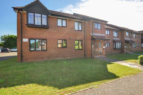 11 Broadlake Close, London Colney, St Albans, AL2 1NS