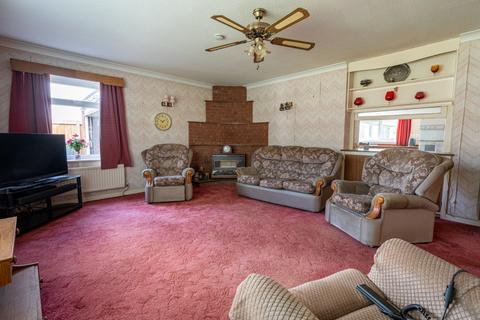 3 bedroom detached bungalow for sale, Clare Avenue, Woodbridge, IP12 4ES