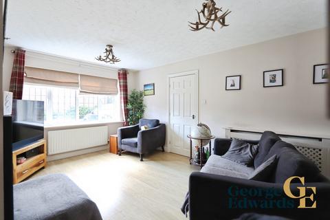 4 bedroom detached house for sale, Bramley Close Moira DE12 6DX