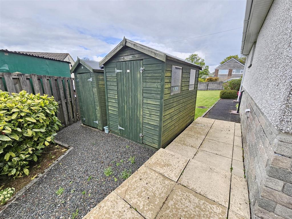 Useful Store Sheds.jpg