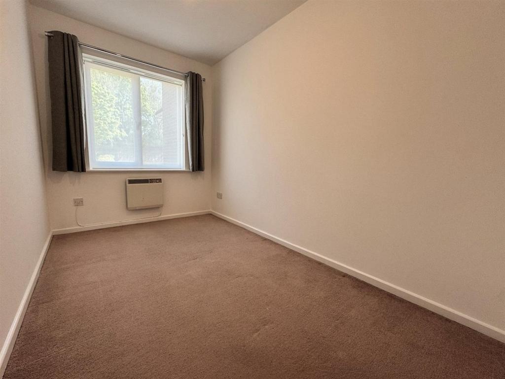 Bedroom 2 -1.jpeg