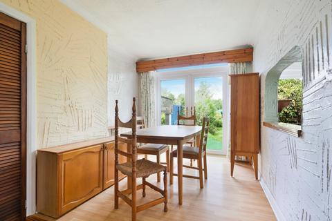 186 Chessington Road, Ewell, Epsom, KT19 9XA