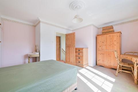 186 Chessington Road, Ewell, Epsom, KT19 9XA