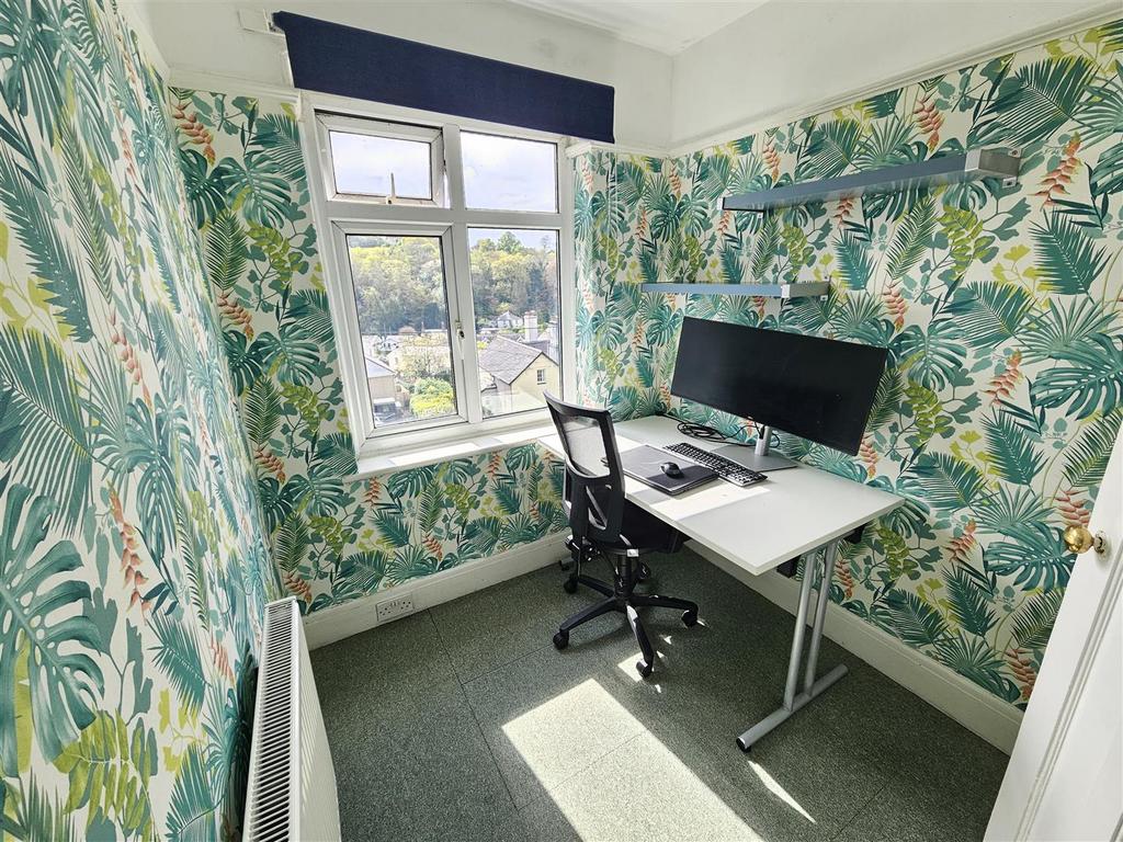 Bedroom 3.jpg