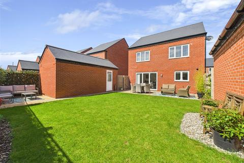 4 bedroom detached house for sale, Ironbridge Road, Twigworth, Gloucester, Gloucestershire, GL2