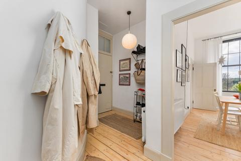 13 Pirniefield Place, Edinburgh, EH6 7PL