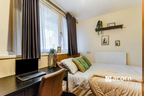 1 bedroom in a house share to rent, Mulvaney Way London Bridge SE1
