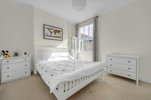 11a Borneo Street, London, SW15 1QQ