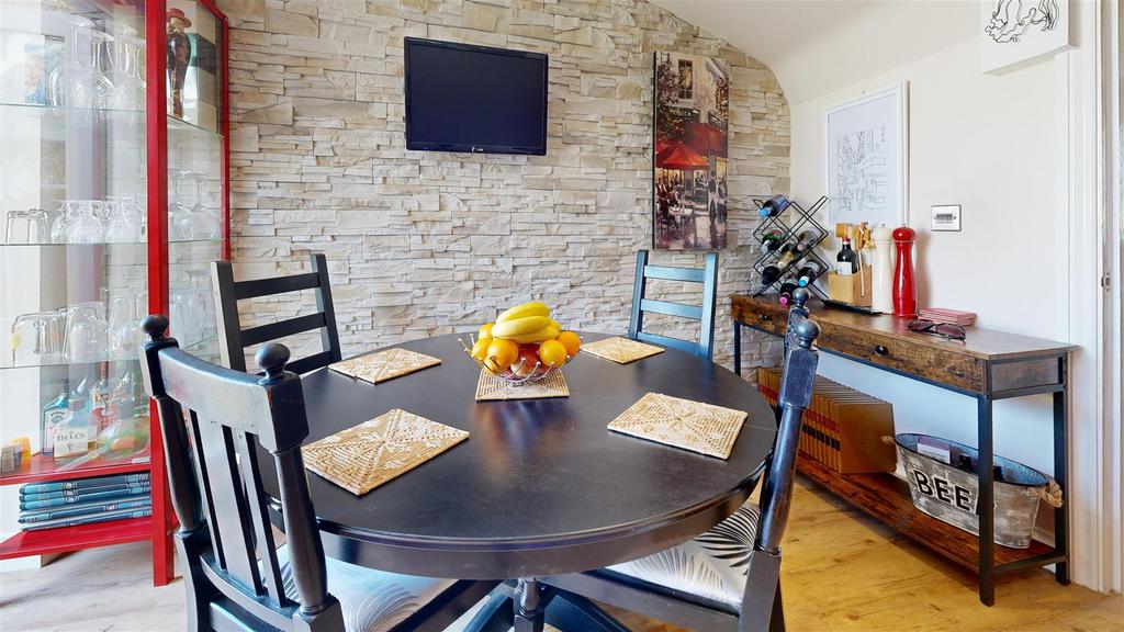 -Pennsylvania-Way-Dining-Room.jpg