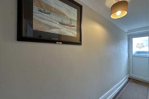 2 bedroom house for sale, Church Street, Filey