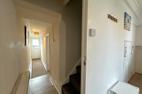2 bedroom house for sale, Church Street, Filey