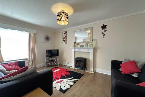 2 bedroom house for sale, Church Street, Filey