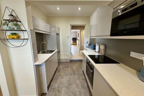 2 bedroom apartment for sale, Plas Darien, Trearddur Bay, Anglesey, LL65