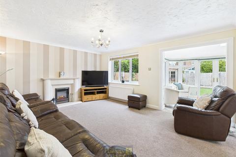 4 bedroom detached house for sale, Hornbeam Way, Steeple View, Essex, SS15