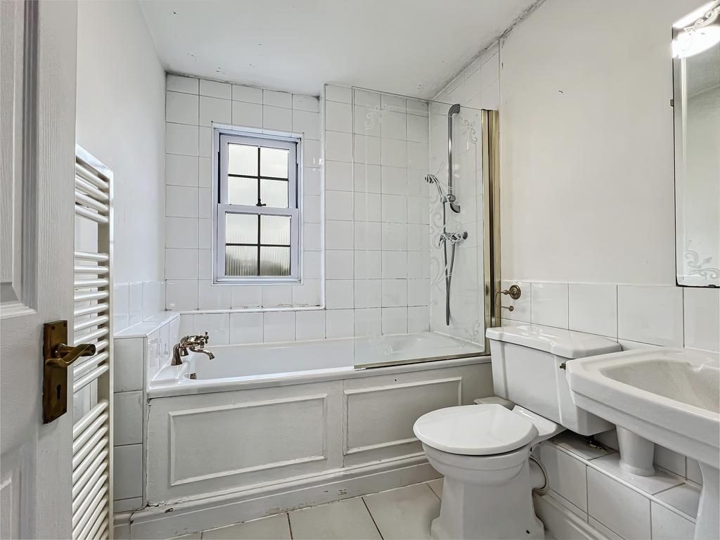 En Suite Two