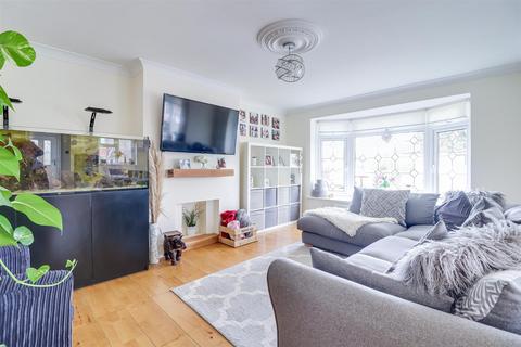 undefined, Treecot Drive, Leigh-On-Sea SS9