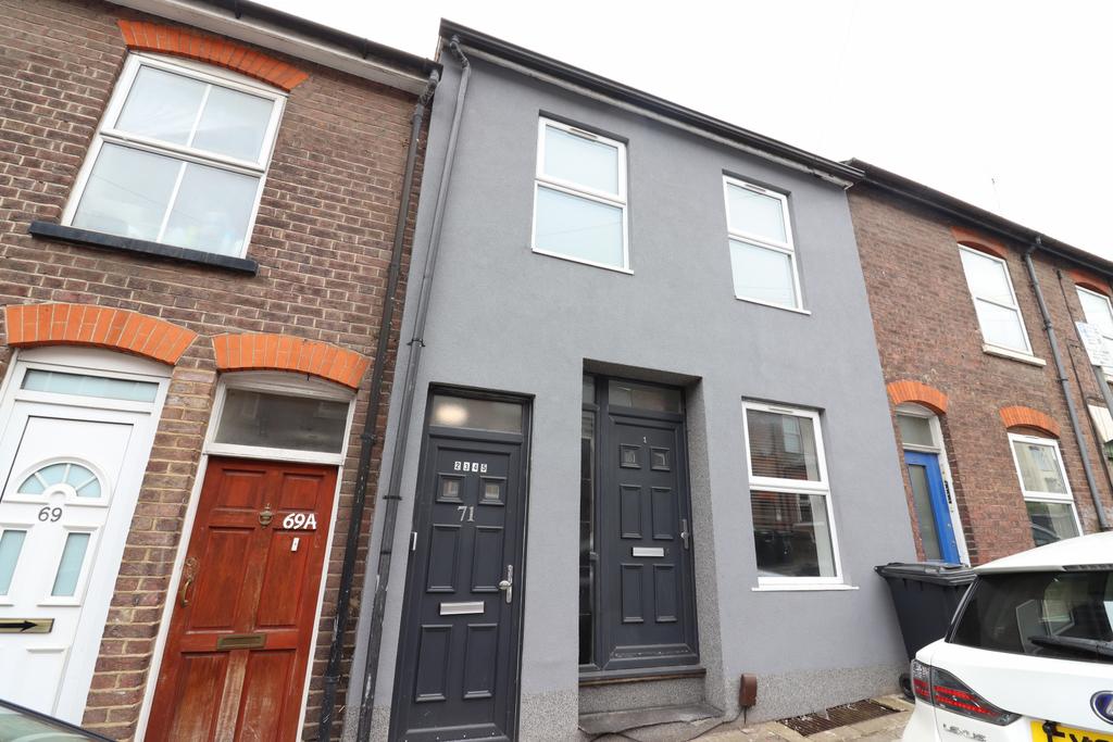 One Bedroom Flat for Rent