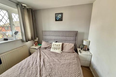 28 Avonside Way, Macclesfield, SK11 8BY