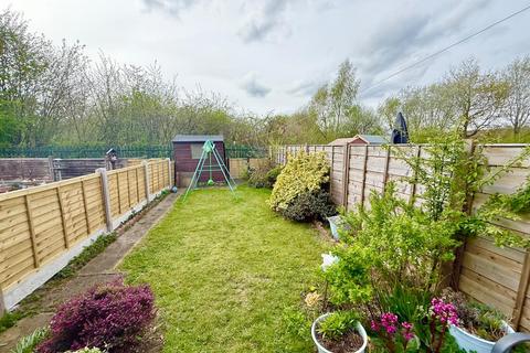 28 Avonside Way, Macclesfield, SK11 8BY