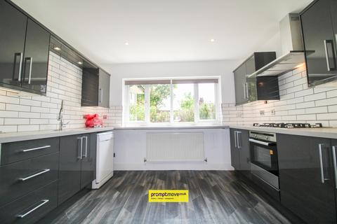 4 bedroom semi-detached house for sale, Crabtree Lane Harpenden AL5 5TA