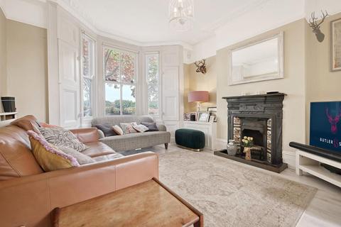 148 Capel Road, London, E7 0JT