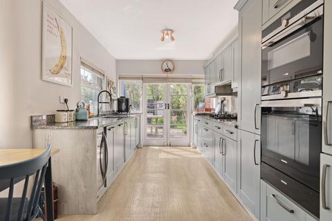 148 Capel Road, London, E7 0JT