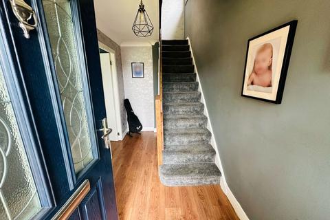 3 bedroom semi-detached house for sale, Llwyn-y-Golomen, Swansea SA6