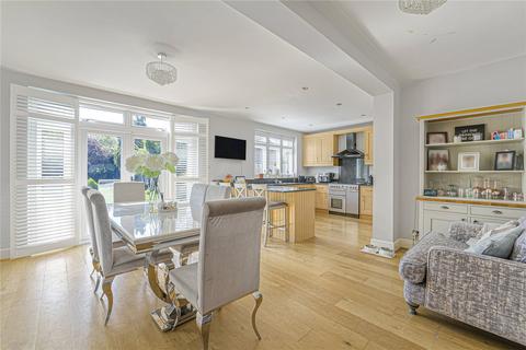 4 Manor Way, Bexley, DA5 3QF