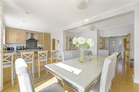 4 Manor Way, Bexley, DA5 3QF