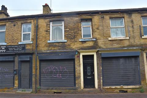 Property to rent, Bridge End, Brighouse, HD6