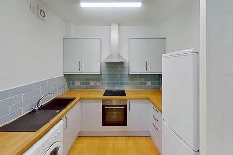 4 bedroom ground floor flat to rent, Mansfield Road, Nottingham NG1