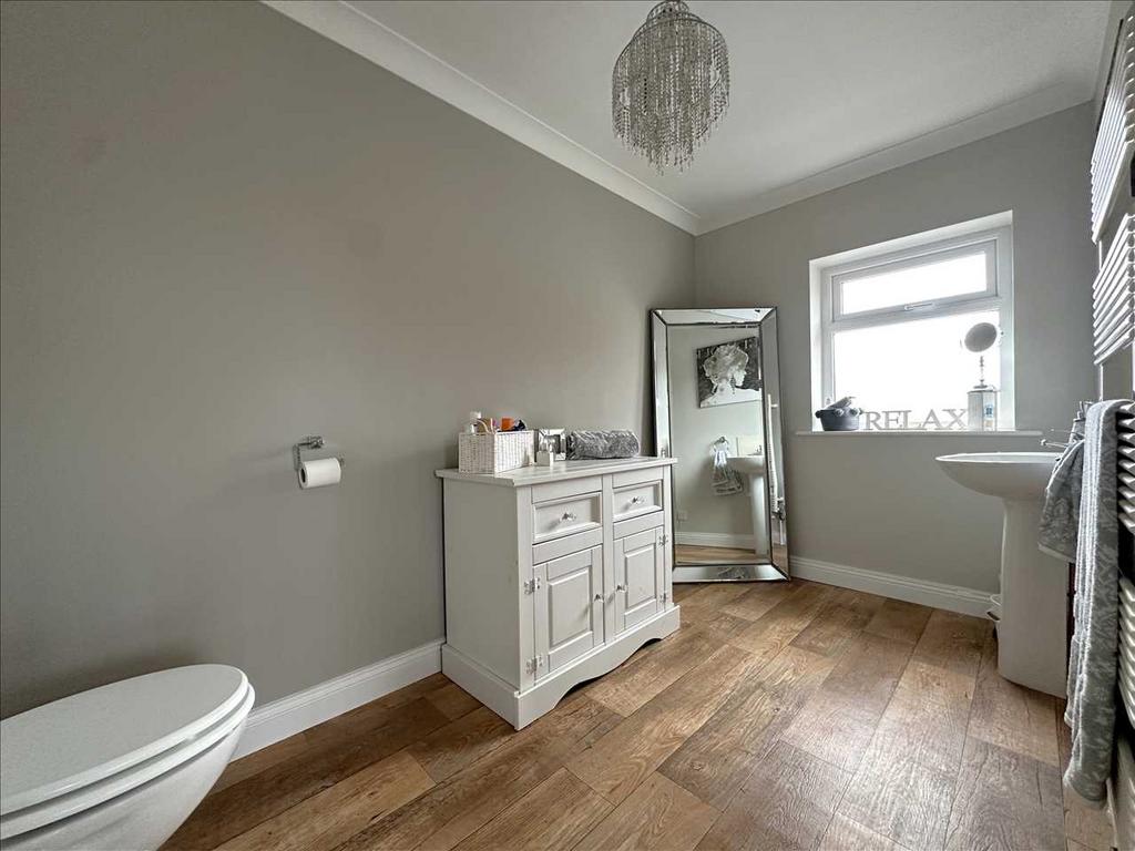 Ensuite