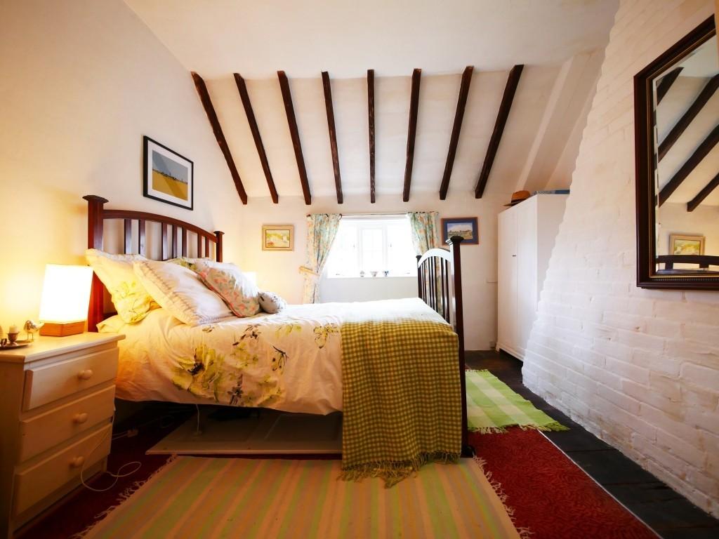 Bedroom2 2