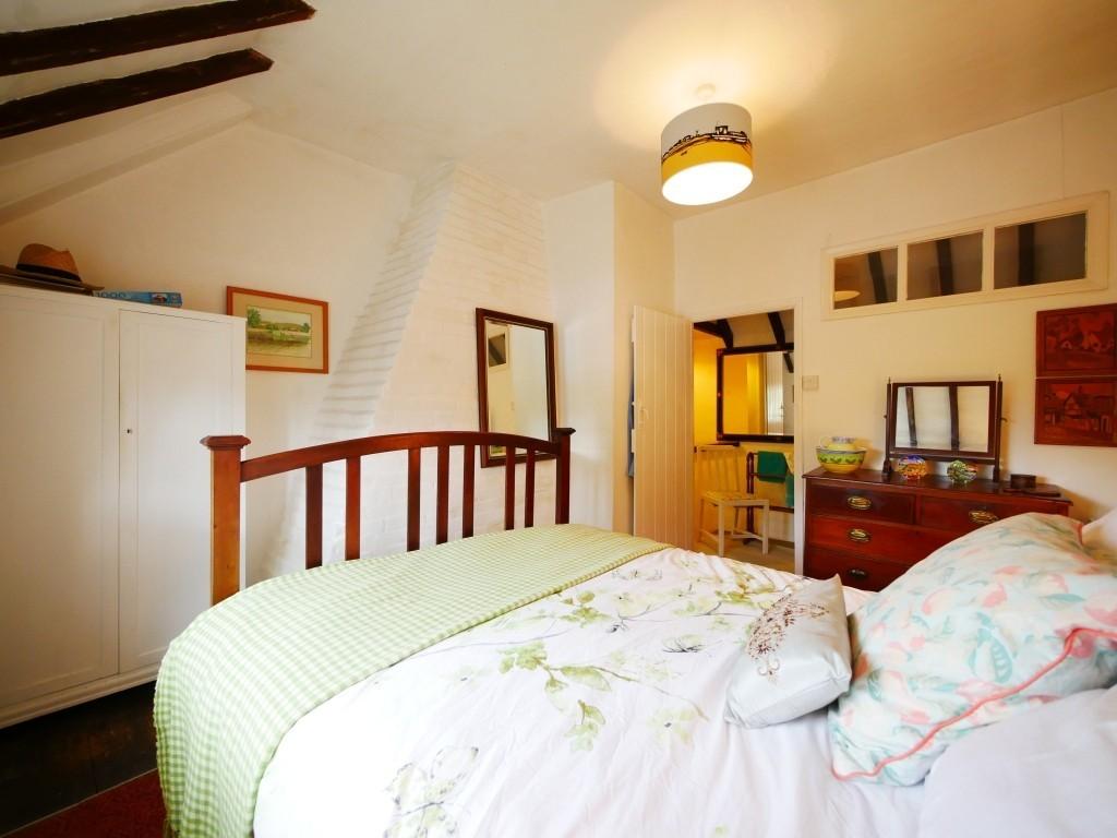Bedroom2 3