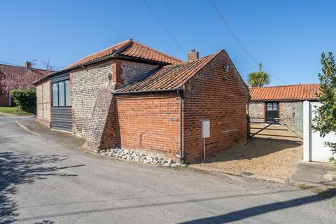 undefined, Aylmerton, Norwich