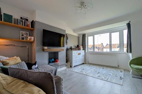 2 bedroom maisonette for sale, Carshalton Road, Sutton, SM1