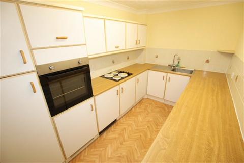 2 bedroom flat for sale, Edith Road, Clacton on Sea