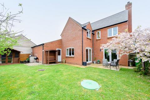 4 bedroom detached house for sale, Cox's Meadow, Lea, Ross-on-Wye