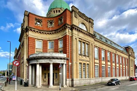 2 bedroom apartment for sale, Clarence Place, Newport NP19