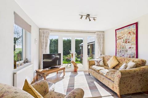 4 bedroom detached house for sale, The Cottage, Gayton Le Wold, Louth