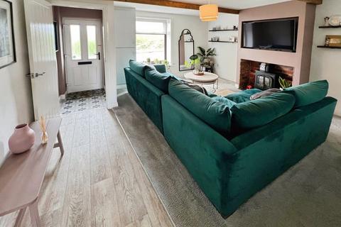 2 bedroom cottage for sale, Chapeltown Road, Bromley Cross - NO ONWARD CHAIN